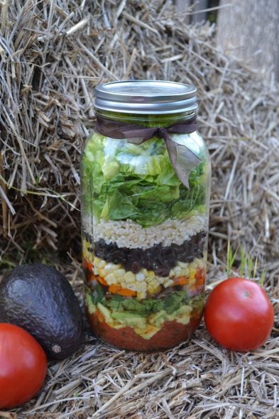 Mason Jar Salad (Thai Chicken) - Meaningful Eats