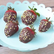 homemade chocolate covered strawberries