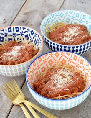 Slow Cooker Bolognese on 100 Days of Real Food