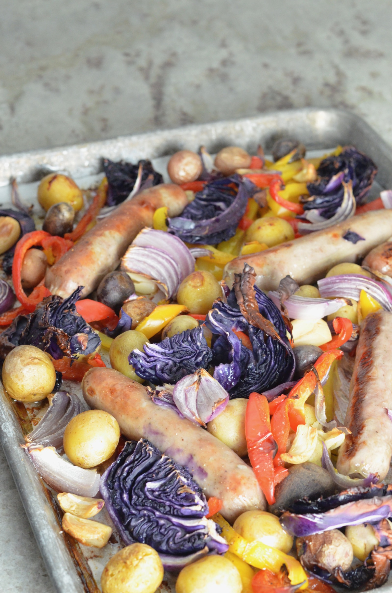 Easy Sheet Pan Sausage And Peppers