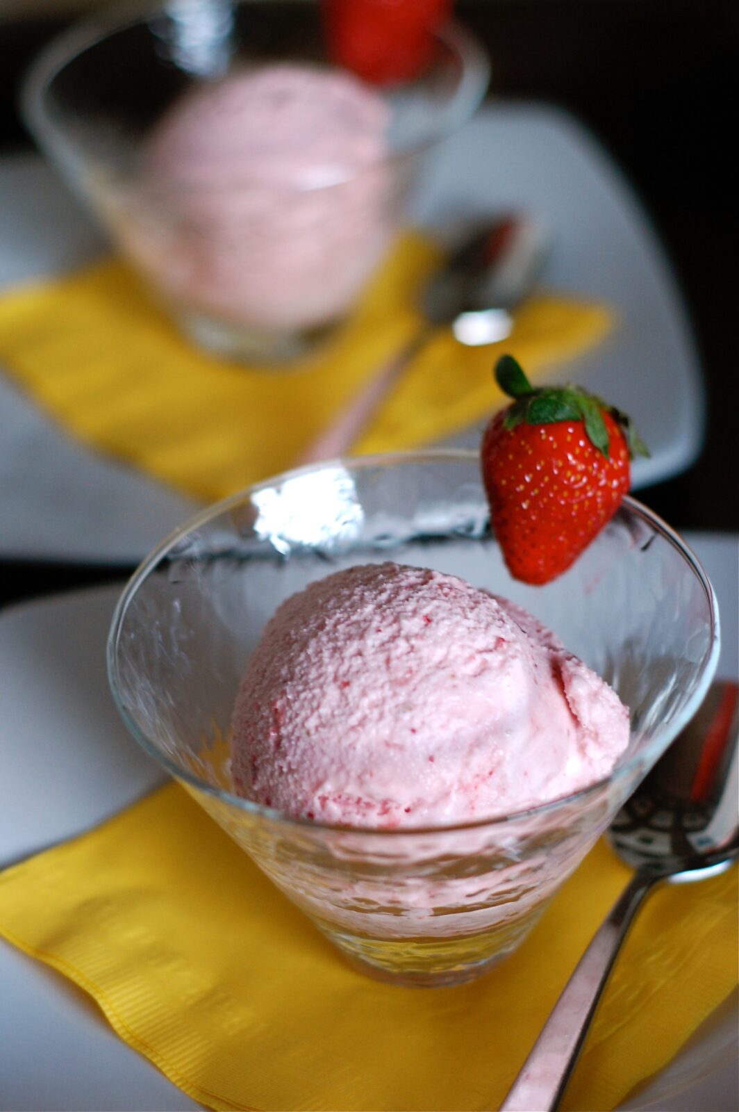 Homemade Strawberry Ice Cream ⋆ 100 Days of Real Food