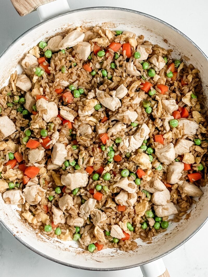 Fried rice with chicken.