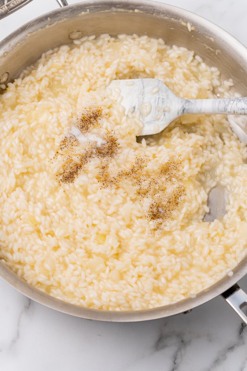 Rice with seasoning.