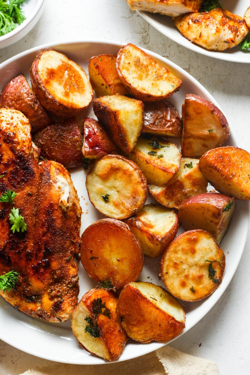 Red potatoes with chicken.