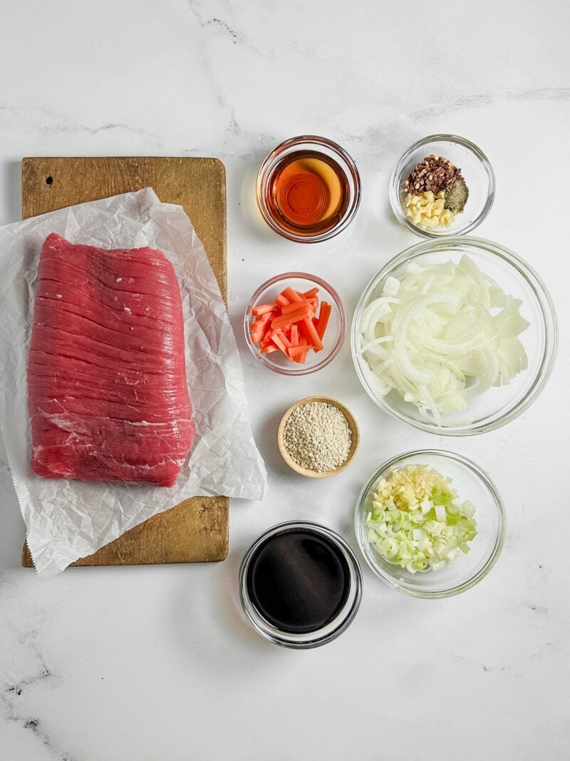 Ingredients for beef bulgogi.
