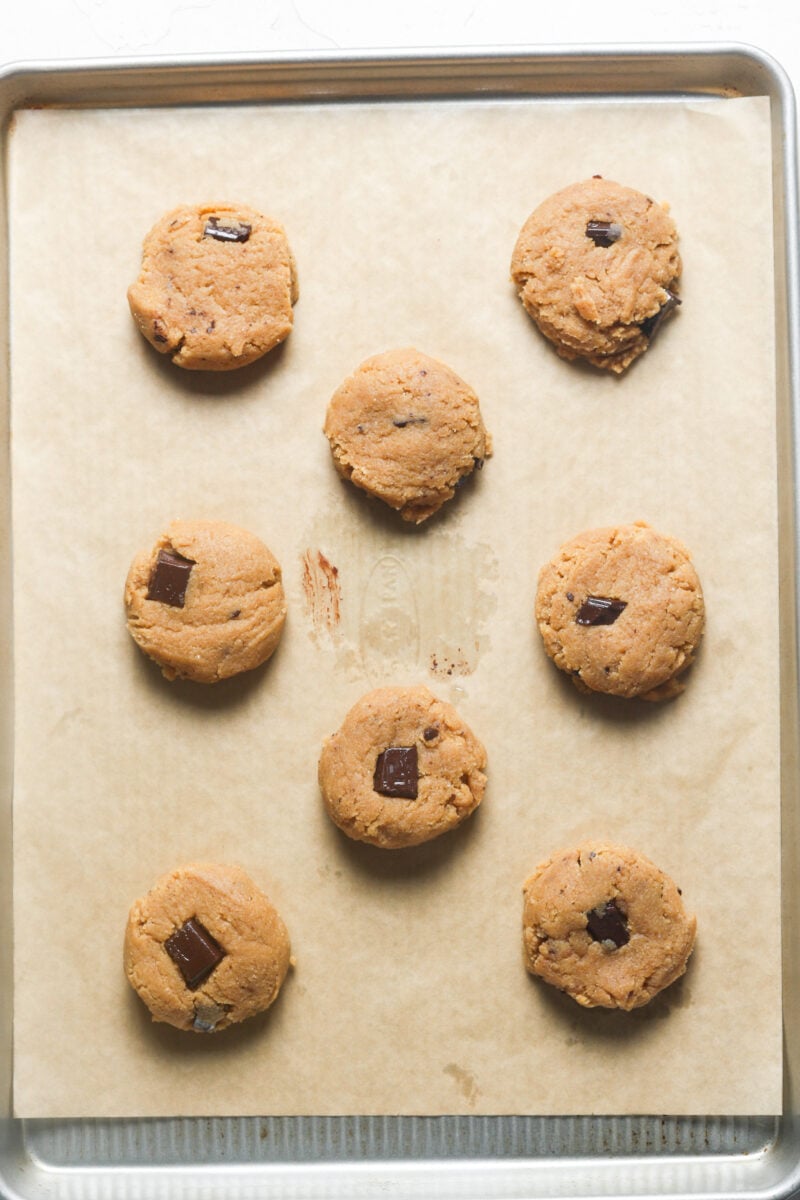 Cookie pan with dough.