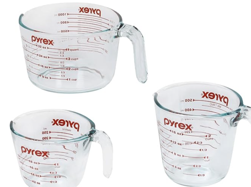 Pyrex glass measuring cups.