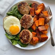 Healthy breakfast bowls.