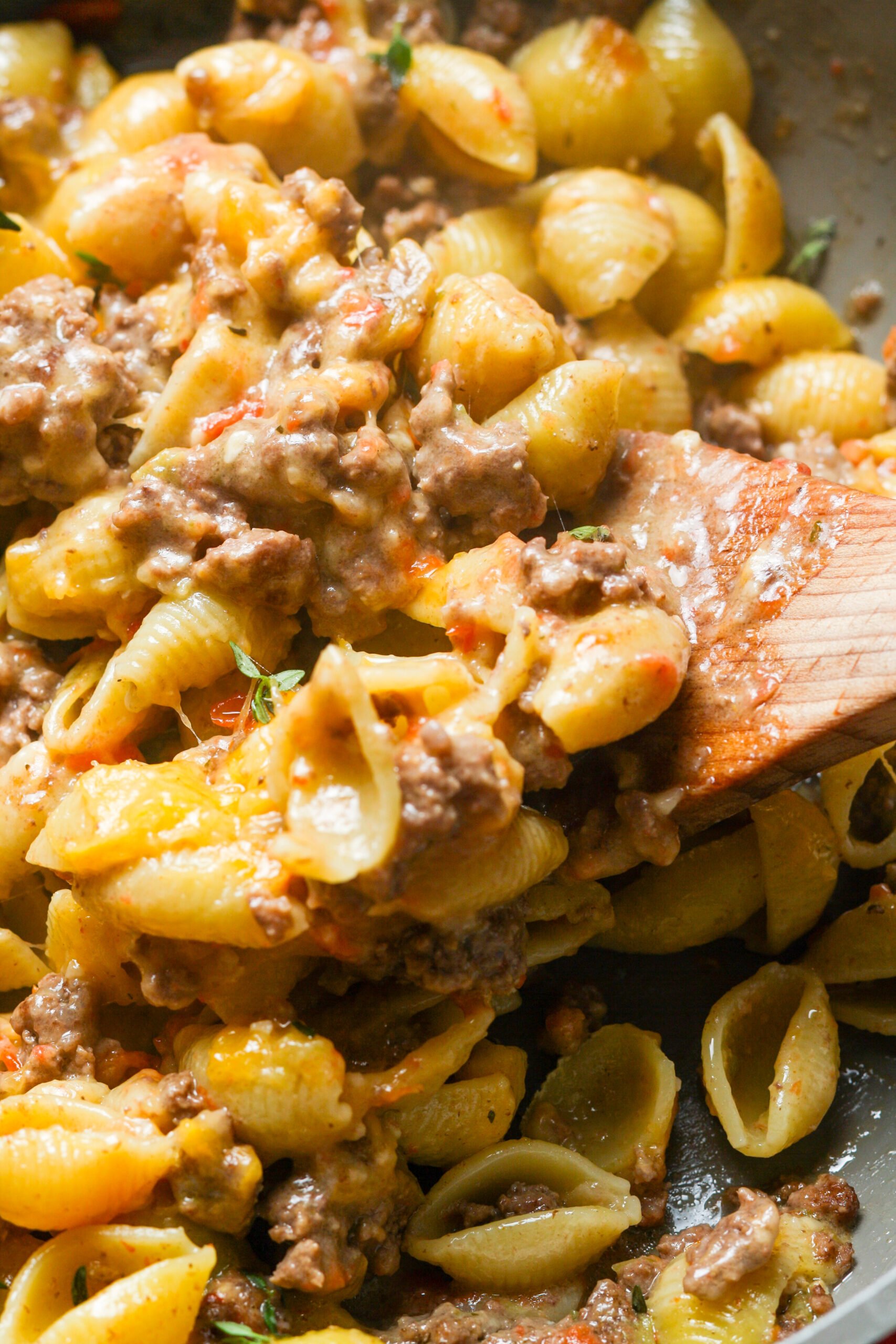 Cheesy beef with pasta.